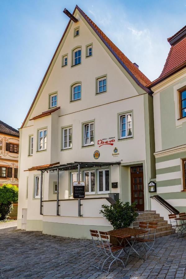 Bistro-Pension Vis-A-Vis Vohburg an der Donau Exterior foto